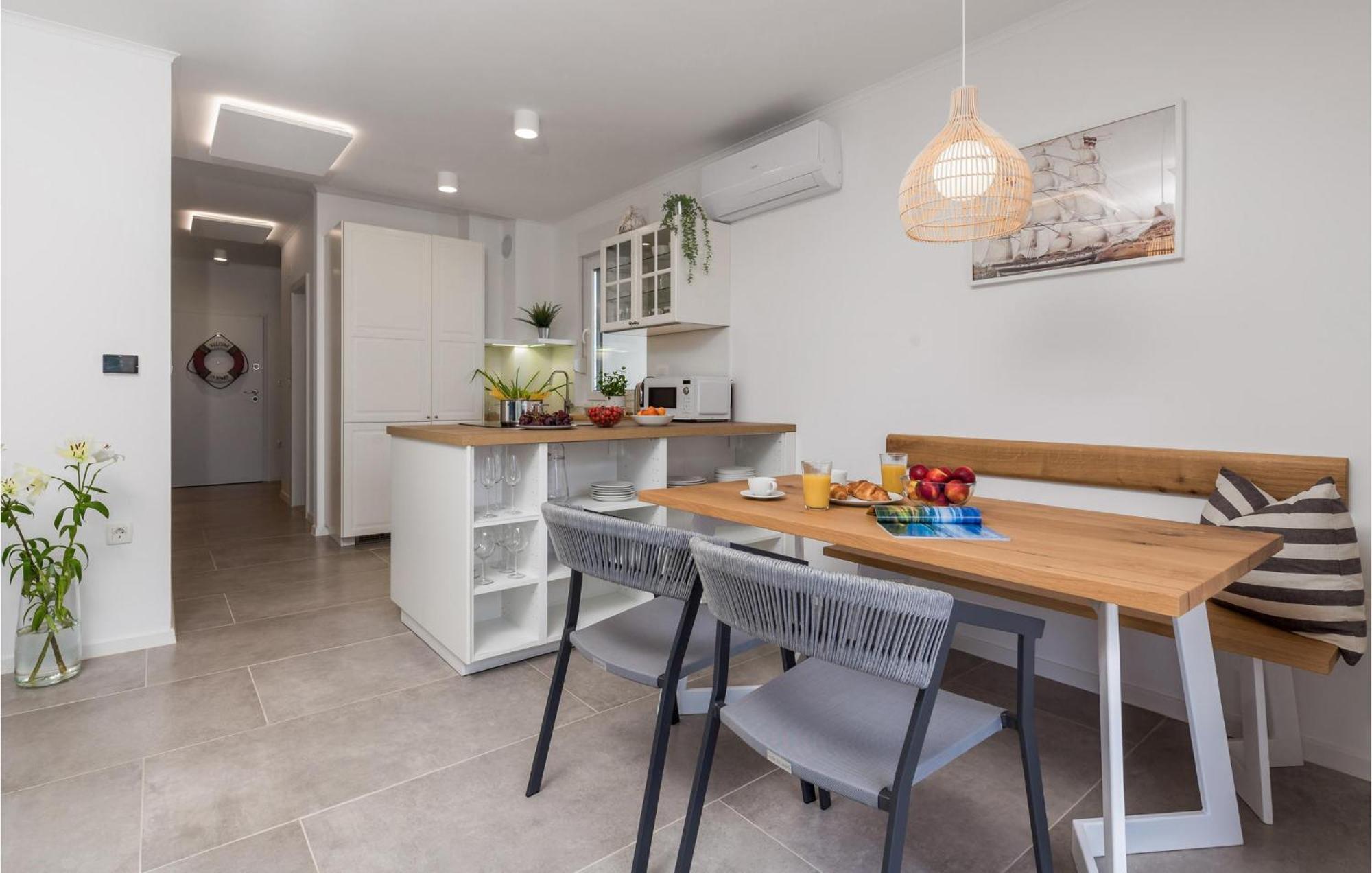 Amazing Apartment In Mali Losinj With Wifi Exteriér fotografie