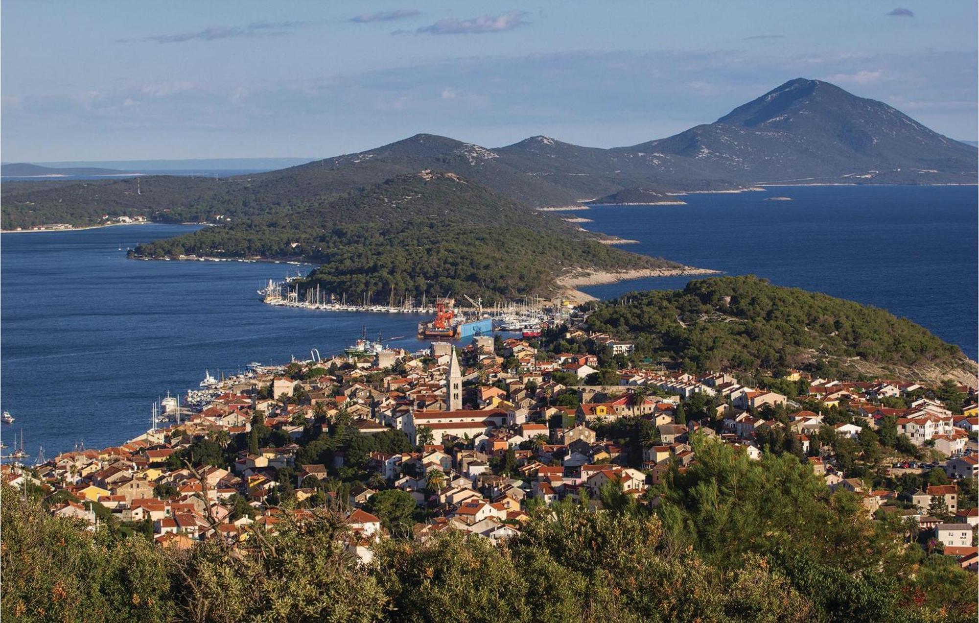 Amazing Apartment In Mali Losinj With Wifi Exteriér fotografie